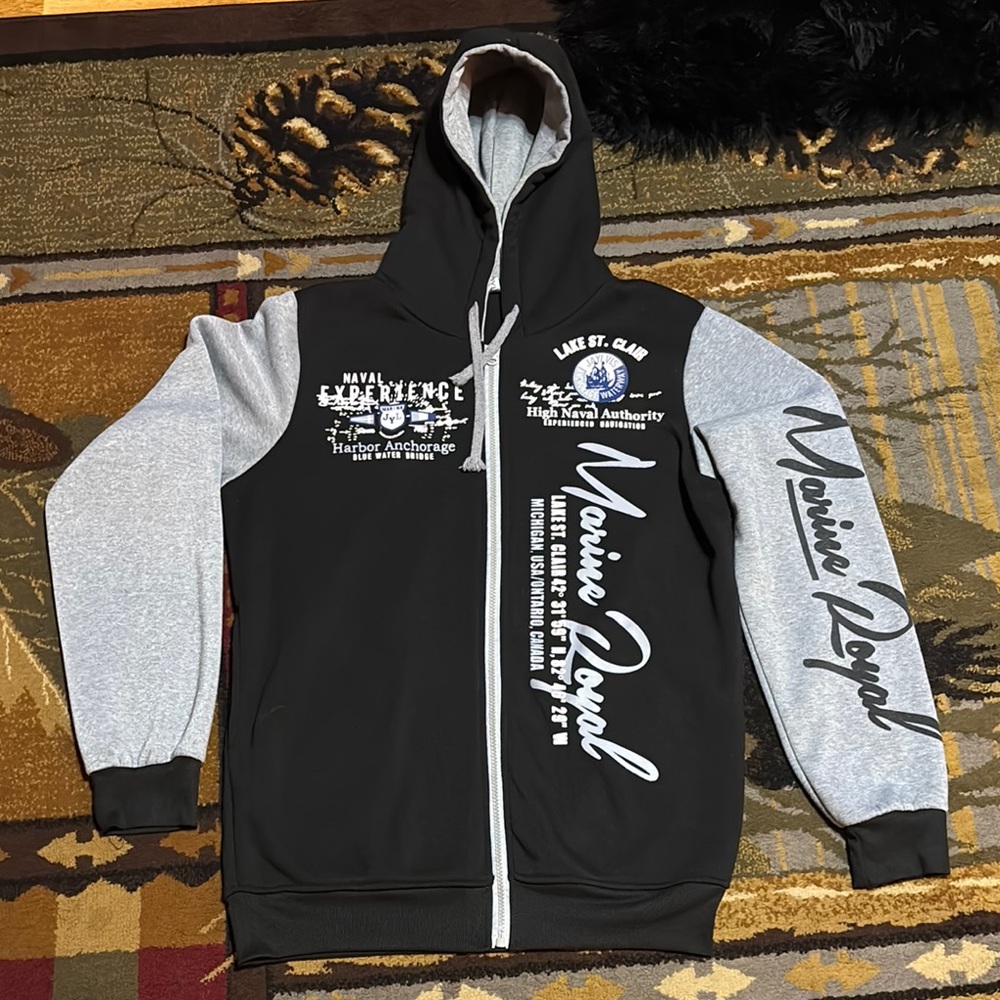 Marine Royal Lake St. Clair Black and Gray‎ Men's Sweater